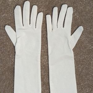 Opera / Evening Gloves -- Off White